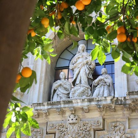 Hostal Paco'S Sevilla Buitenkant foto